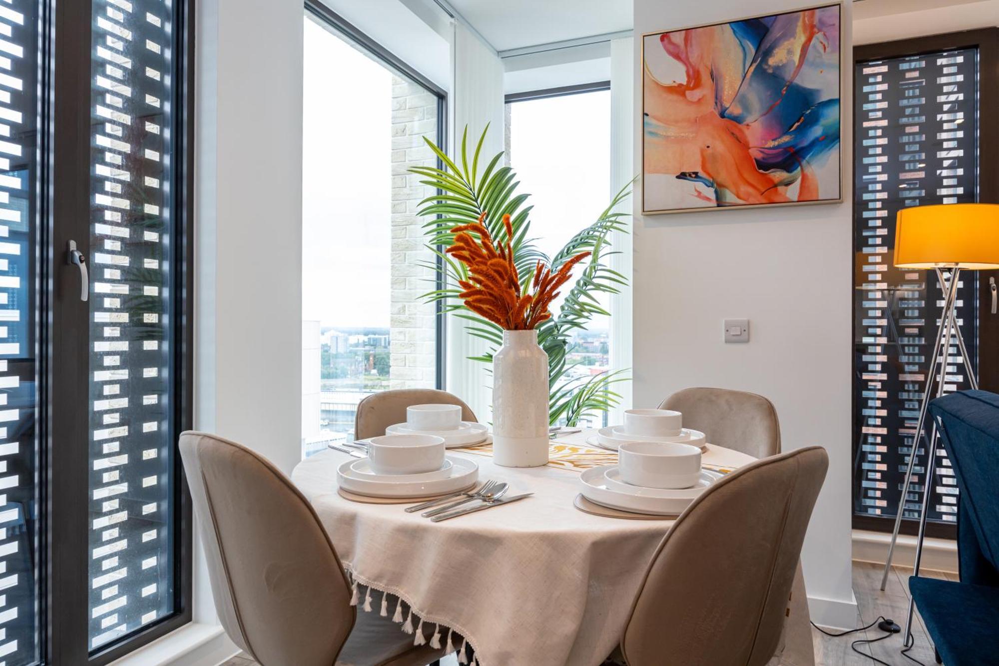 Appartamento Pet Friendly 2Br Near Station By Asquare Letting Manchester Esterno foto