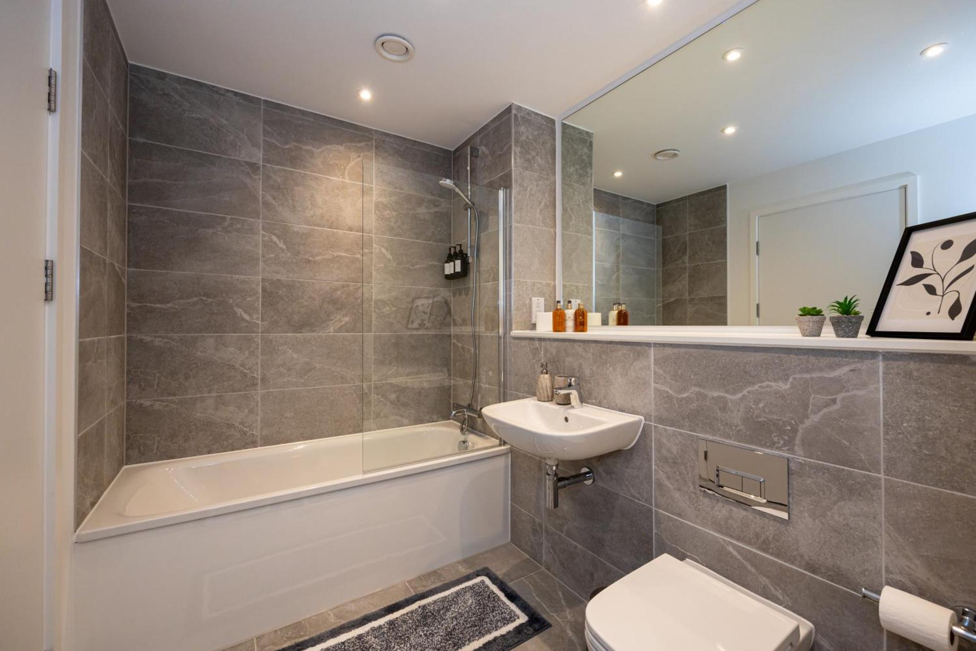 Appartamento Pet Friendly 2Br Near Station By Asquare Letting Manchester Esterno foto
